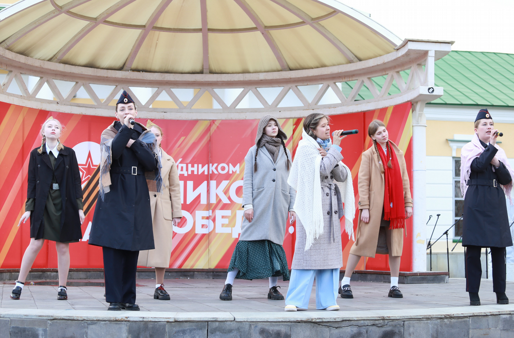 ​В День Победы в Ижевске работали праздничные тематические площадки.
