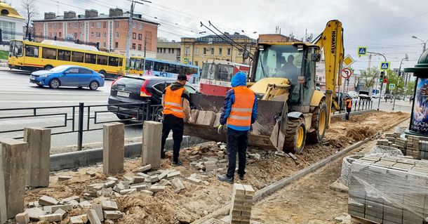 ​В столице Удмуртии начат ремонт тротуаров по программе «Пешеходный Ижевск».