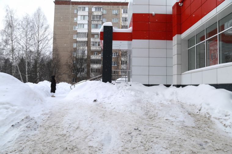 В Ижевске торговые организации привлекут к административной ответственности за несвоевременную уборку снега.