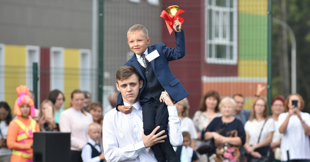 ​В Ижевске стартовала приёмная кампания в школы.