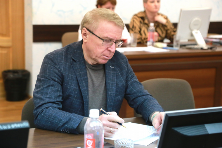 ​Комиссия по социальной политике рассмотрела вопросы предстоящей сессии Городской думы Ижевска.