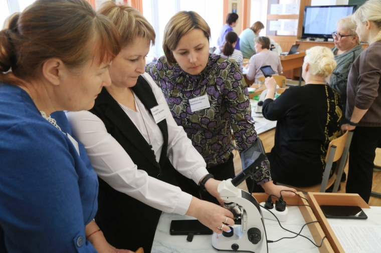 ​Более 40 учителей биологии Точек роста прошли стажировку в Школе кадетского движения города Ижевска.
