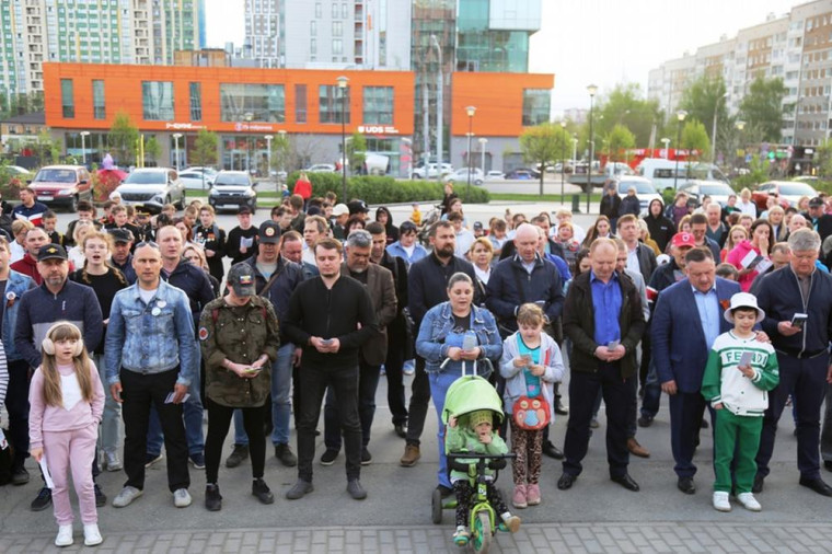 Сводный хор «ZA отцов и сыновей» выступит в День Победы в Ижевске.