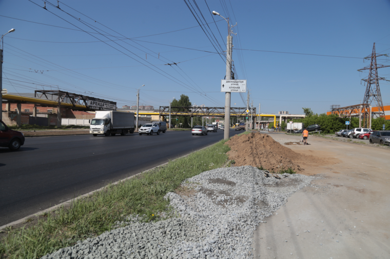 Рабочая комиссия нацпроекта «Безопасные качественные дороги» проверила ремонт улицы Новоажимова в Ижевске.