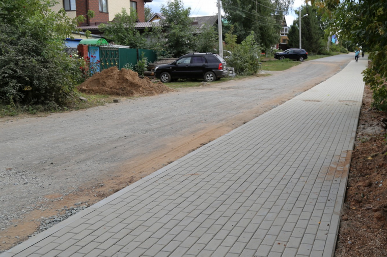 ​44 участка тротуаров отремонтировали по программе «Пешеходный Ижевск» в 2023 году.