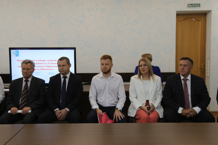В Ижевске определили двух финалистов конкурса по отбору кандидатур на должность Главы города.