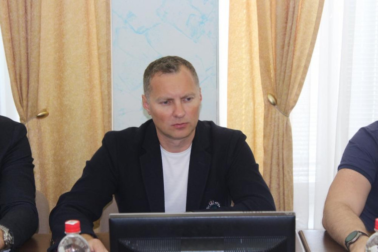 Депутаты Городской думы начали подготовку к очередной сессии муниципального парламента.
