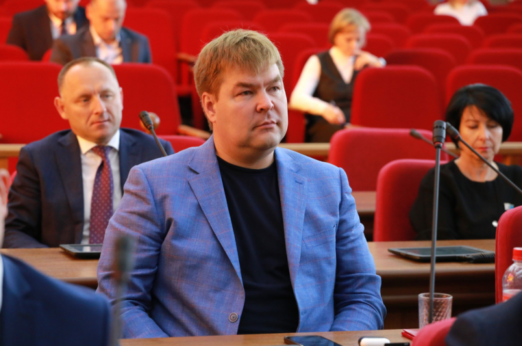 Дороги, благоустройство и образование - депутаты Городской думы Ижевска приняли поправки в муниципальный бюджет 2023 года.