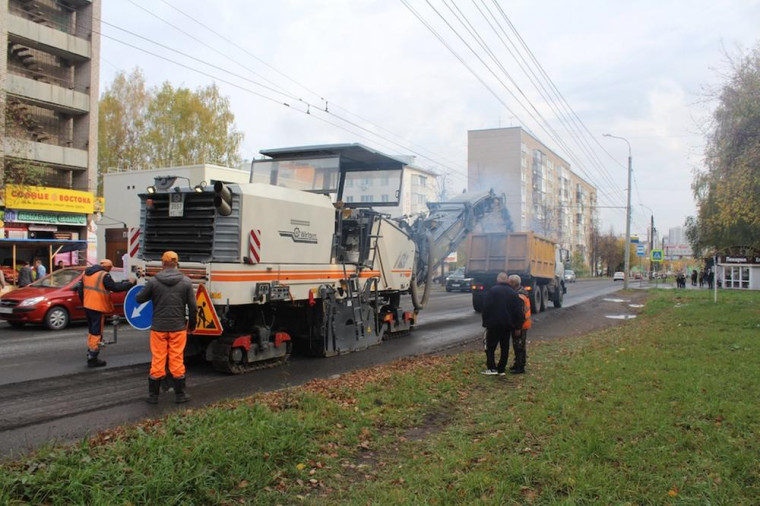 ​В Ижевске начался ремонт улицы 50 лет ВЛКСМ.