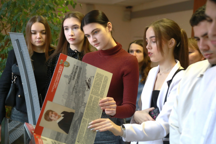 ​Студенты ИжГТУ встретились с депутатами Городской думы Ижевска.