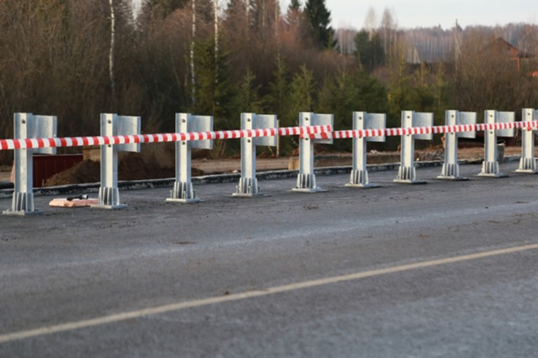 ​В Ижевске открыто автомобильное движение по мосту через речку Игерманку.