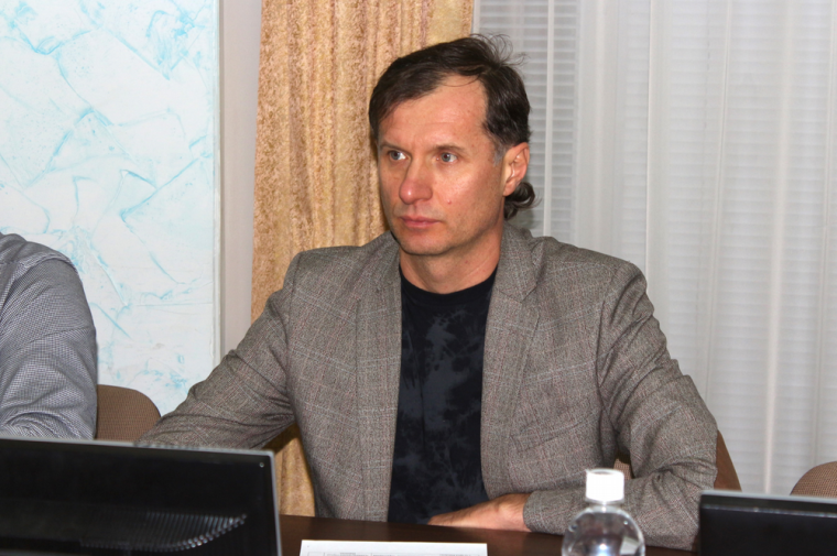 Депутаты Городской думы Ижевска завершили подготовку к очередной сессии муниципального парламента.