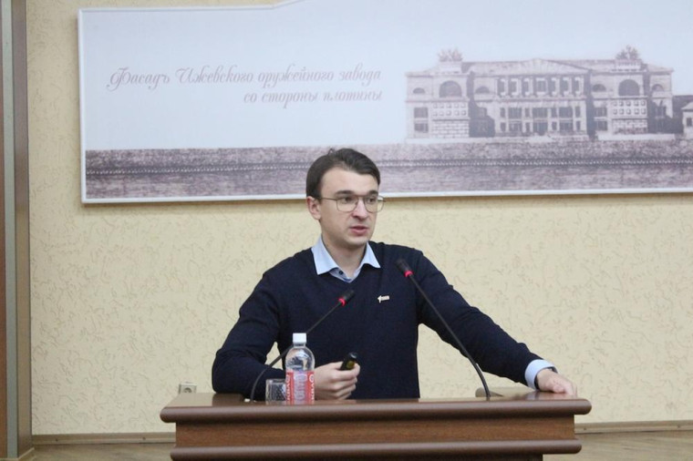 Молодые парламентарии Ижевска познакомились с работой органов местного самоуправления и освоили азы федеральной и региональной проектной деятельности.